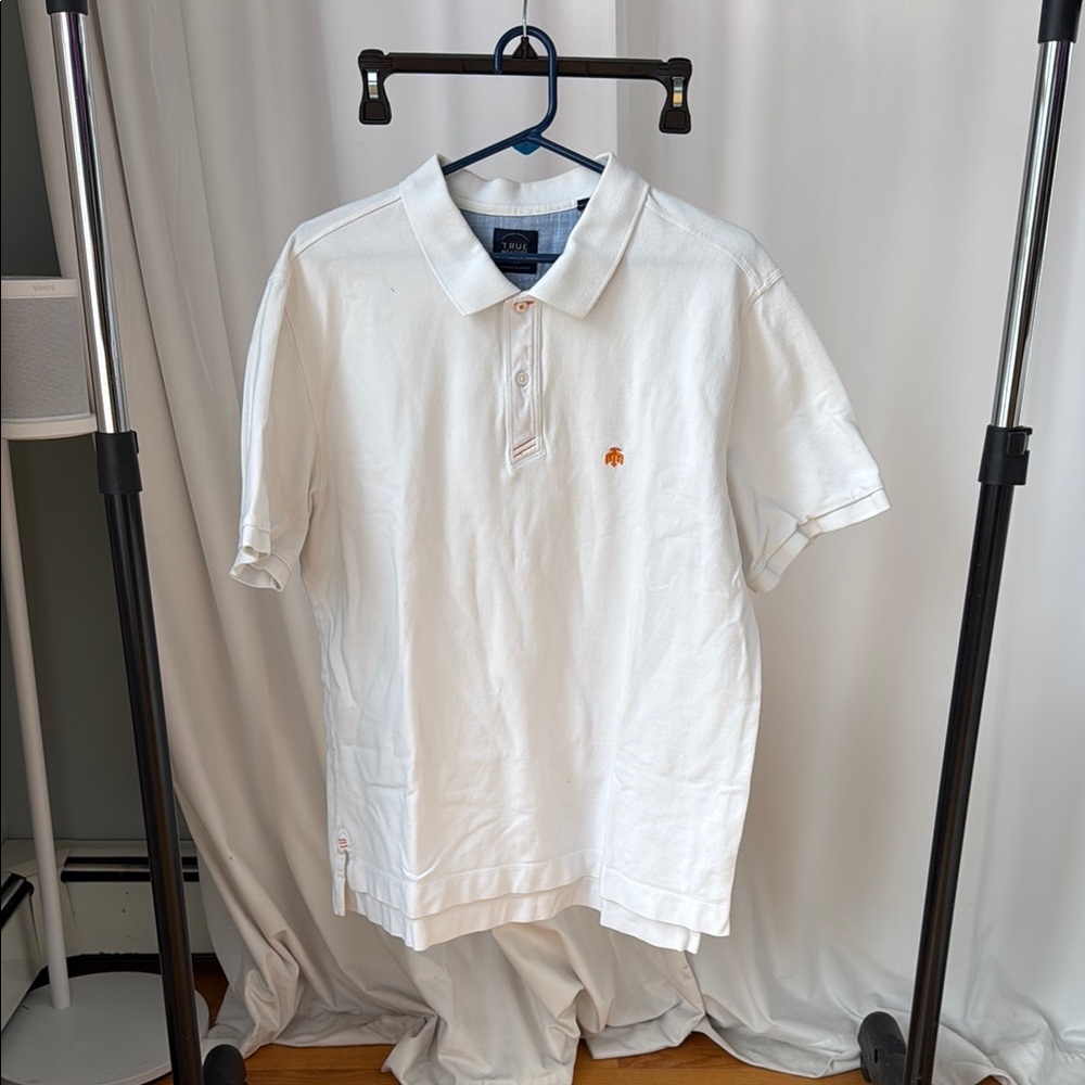 White Polo Shirt with Textured Fabric and Classic Collar